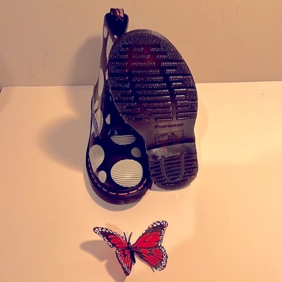 Authentic Nib Dr. Martens polka dot black leather combat boots - Picture 3 of 4